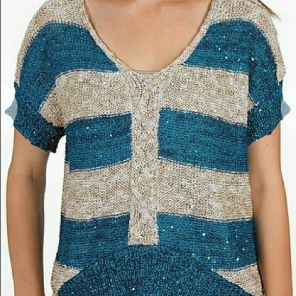 BKE Buckle Striped Sequin V Neck Short Sleeve Sweater - Picture 5 of 11